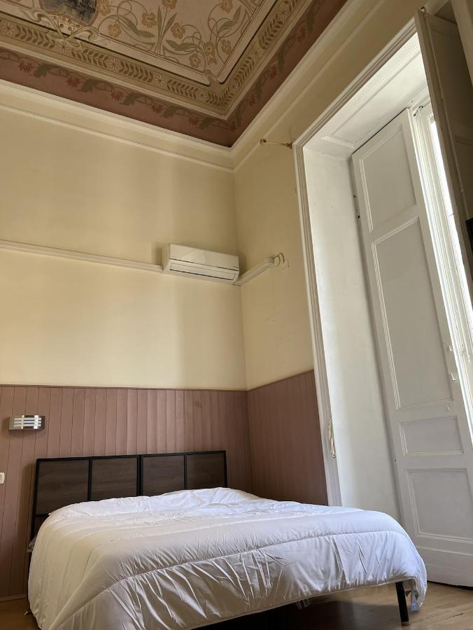 Bed and Breakfast Il Giardino E Gli Affreschi à Catane Extérieur photo