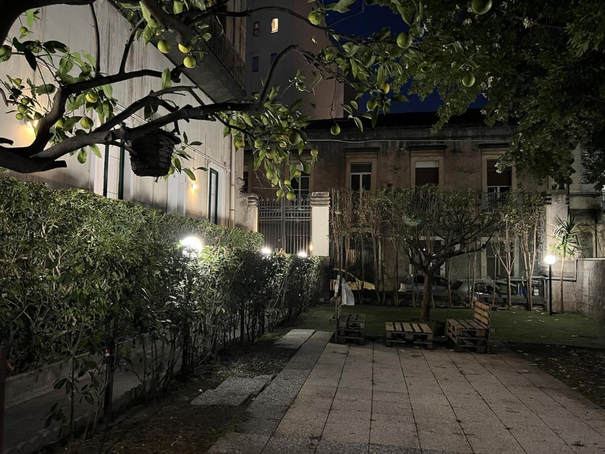 Bed and Breakfast Il Giardino E Gli Affreschi à Catane Extérieur photo